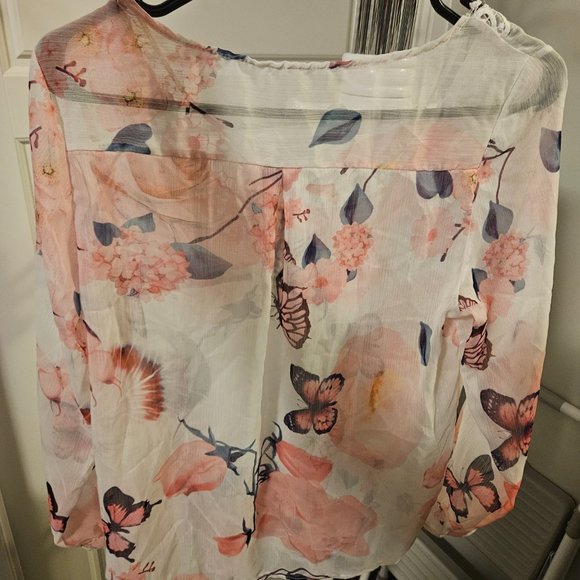 Sheer Floral Top - Picture 6 of 6